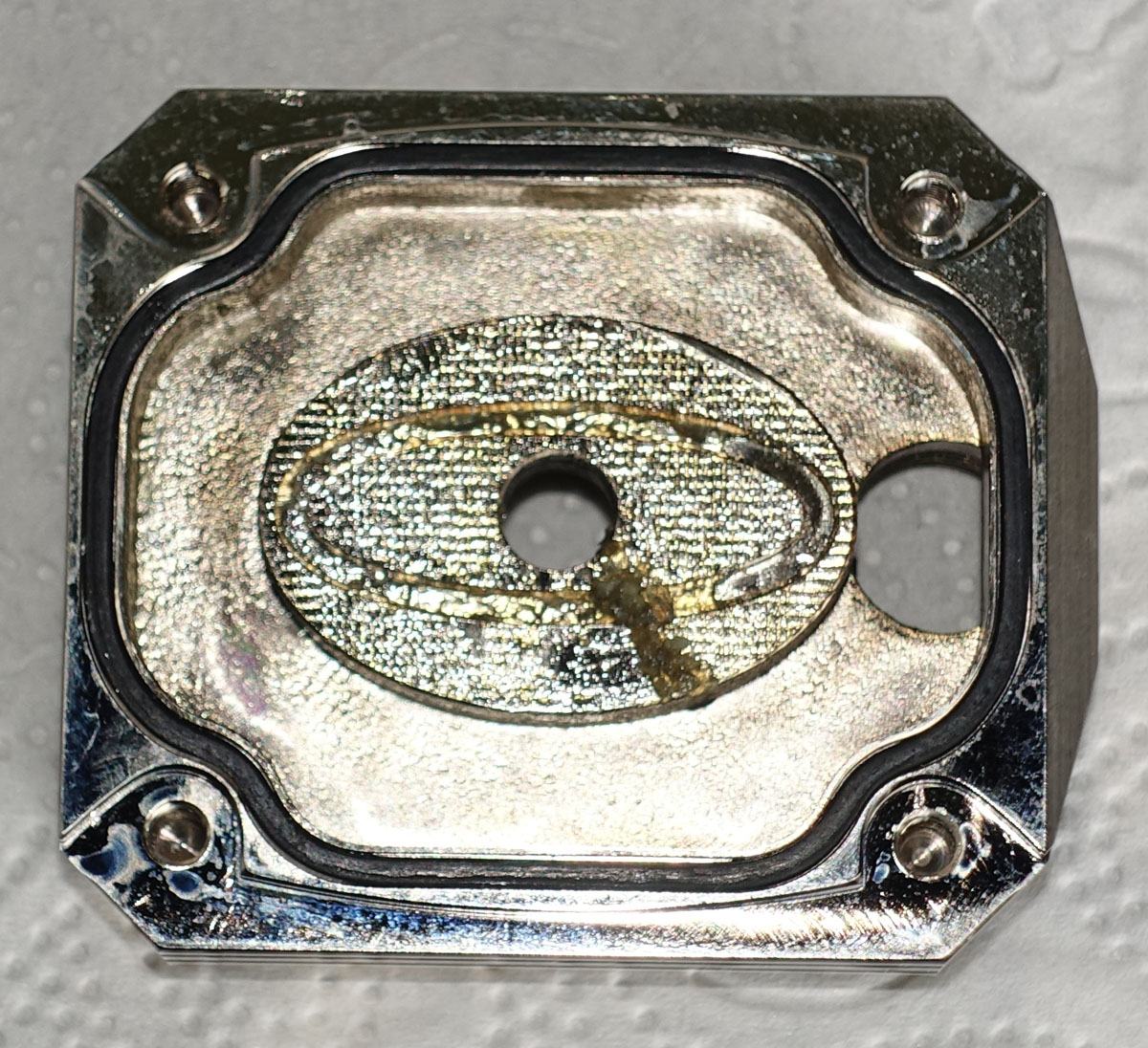 04_deckel.jpg