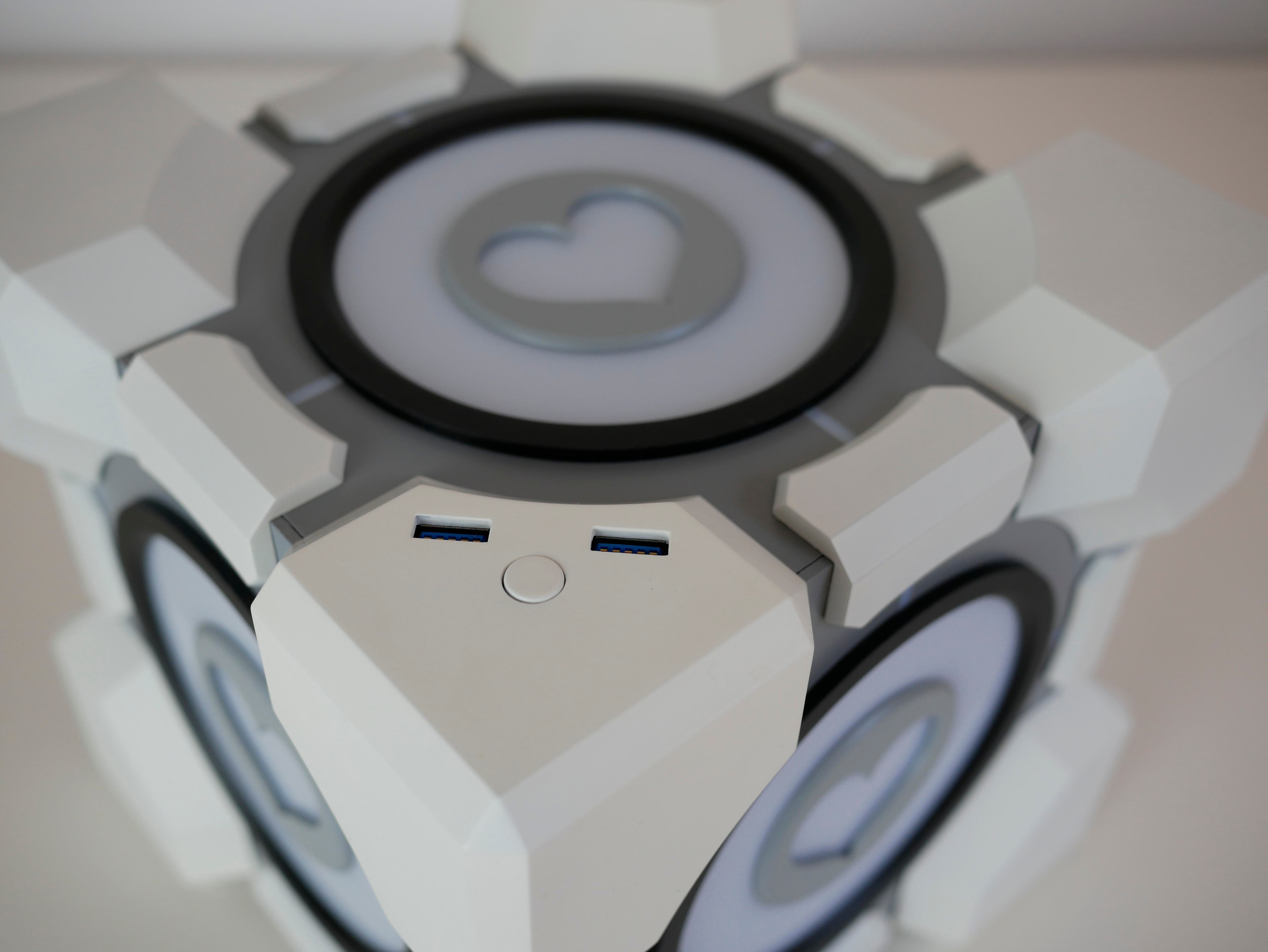 19_cube_usb.JPG