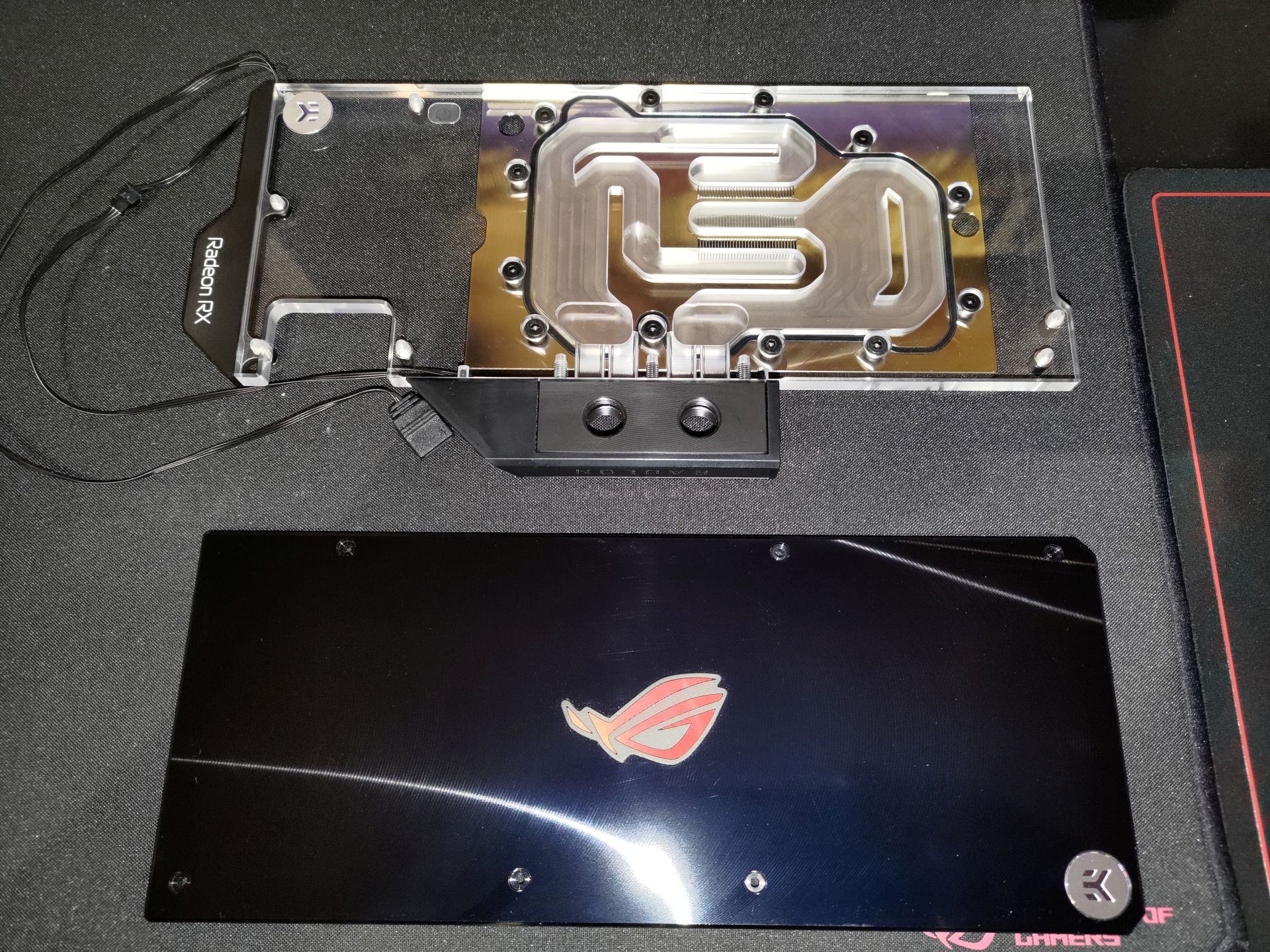 EK Quantum Vecor RGB + Backplate Detail.jpg