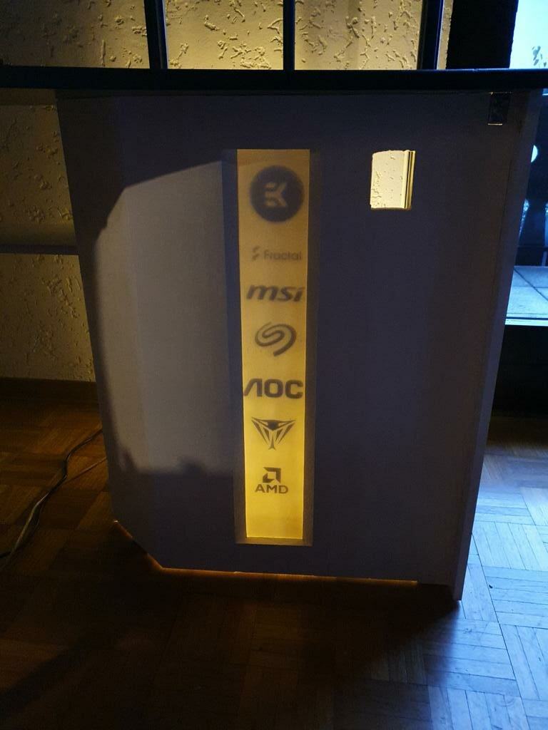 FrontPanelLight.JPG