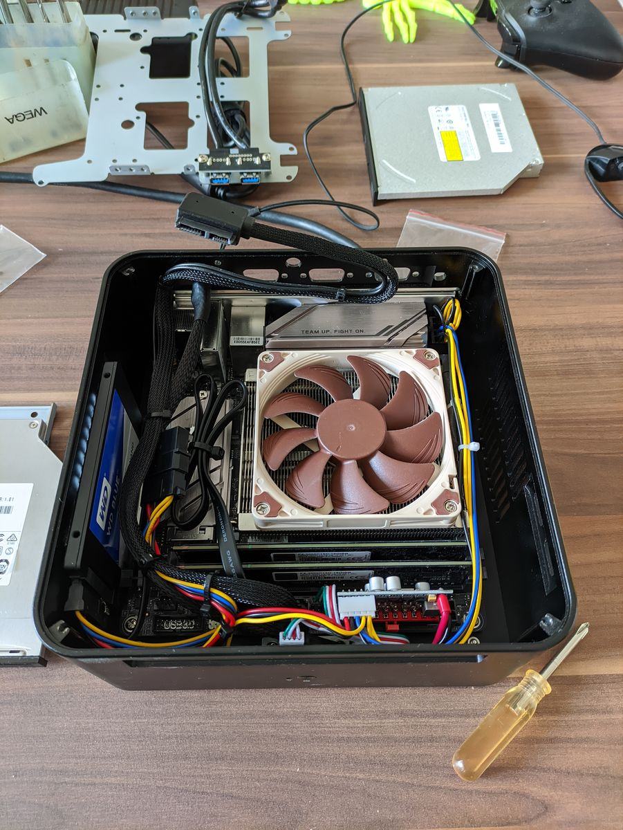 HTPC_1.jpg