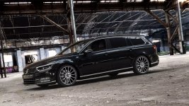 Passat B8 dunkel Seite.jpeg